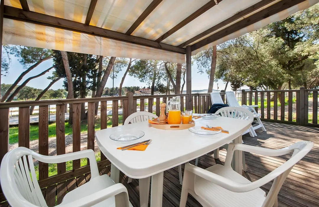 Holiday Centre Bi VIllage - Glamping&Mobile Homes Lavanda-1